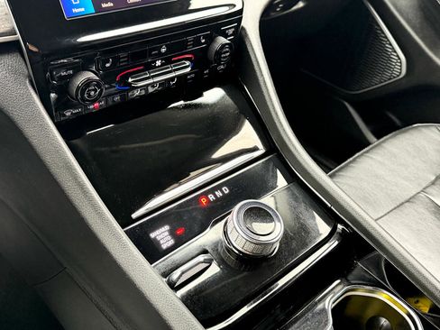 Used 2022 Jeep Grand Cherokee L Limited image 20