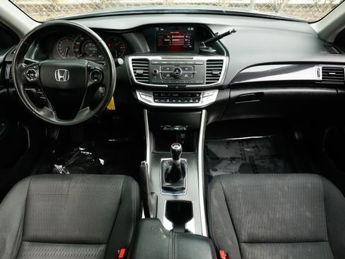 Used 2014 Honda Accord Sport image 2