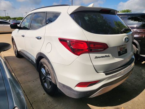 Used 2017 Hyundai Santa Fe Sport w/ 2.4L Tech Package 04 FWD image 5