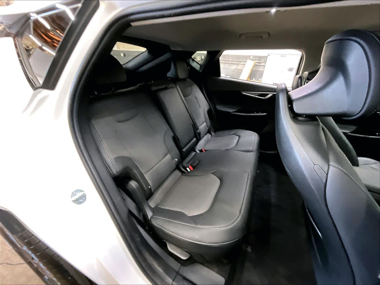 Used 2026 Kia EV6 Light AWD/4WD image 32