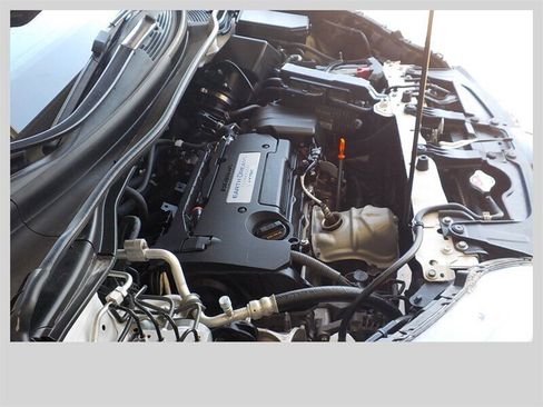 Used 2015 Honda CR-V Touring image 39