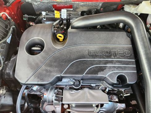 Used 2026 Chevrolet Equinox LT w/ Safety and Technology Package FWD image 22