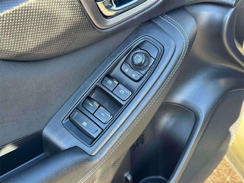 Used 2023 Subaru Forester Premium image 16