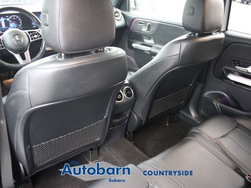 Used 2023 Mercedes-Benz GLB 250 4MATIC w/ Premium Package image 26