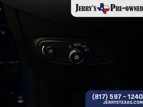 Used 2024 Chevrolet Equinox LT FWD image 14