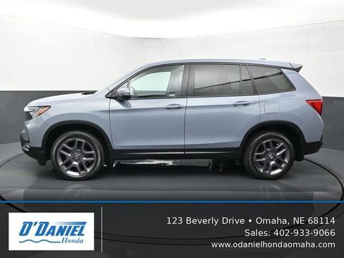 Used 2023 Honda Passport EX-L image 2