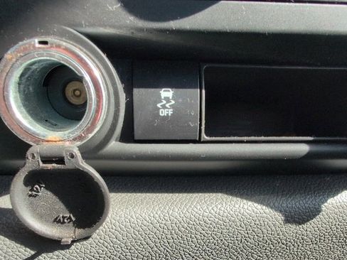 Used 2013 Chevrolet Silverado 1500 W/T image 20