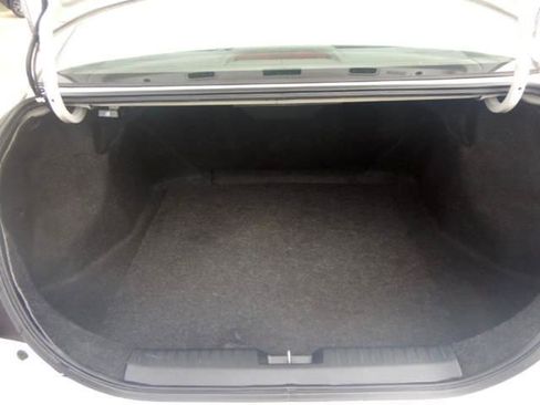 Used 2011 Honda Civic LX image 9