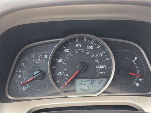 Used 2013 Toyota RAV4 LE FWD image 21