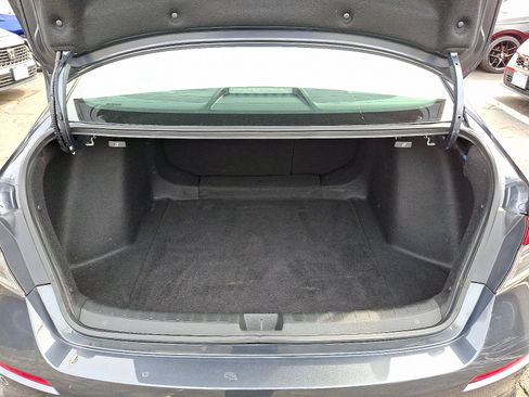 Used 2022 Honda Civic Touring image 30