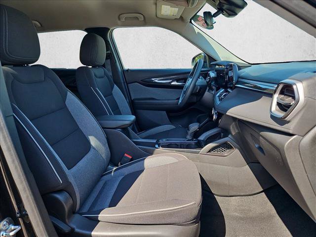 Used 2026 Chevrolet TrailBlazer LT AWD/4WD image 19