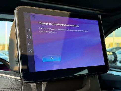 New 2026 Cadillac Escalade ESV Sport w/ LPO, ONYX Package image 35