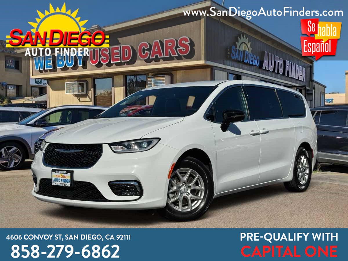 Used 2026 Chrysler Pacifica Select FWD image 1