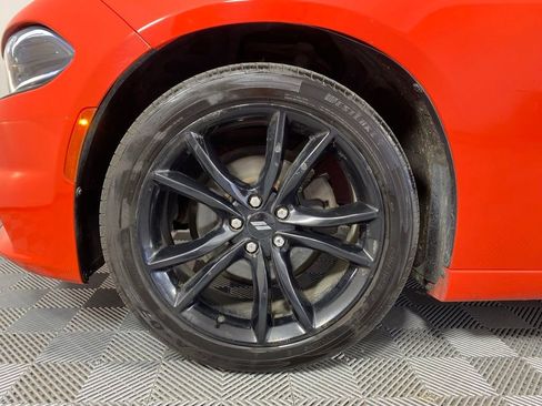 Used 2018 Dodge Charger SXT Plus w/ Blacktop Package RWD image 9
