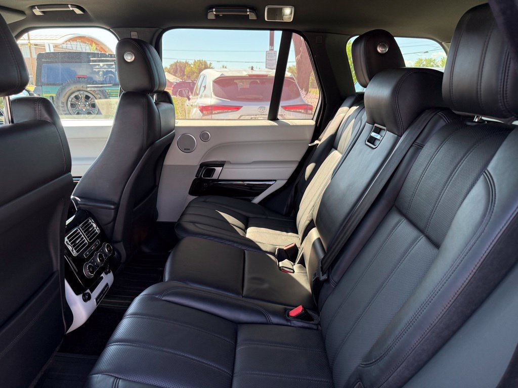 Used 2016 Land Rover Range Rover HSE AWD/4WD image 14