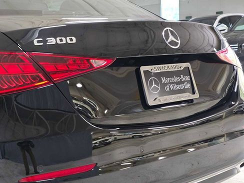 Used 2025 Mercedes-Benz C 300 4MATIC Sedan image 13