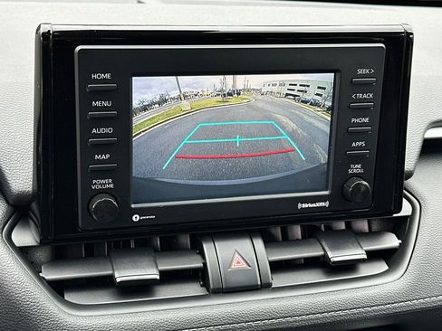 Used 2022 Toyota RAV4 LE image 28