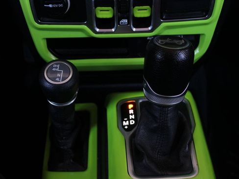 Used 2018 Jeep Wrangler Unlimited Sport S AWD/4WD image 37