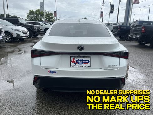 Used 2023 Lexus IS 300 w/ Comfort Package RWD image 3