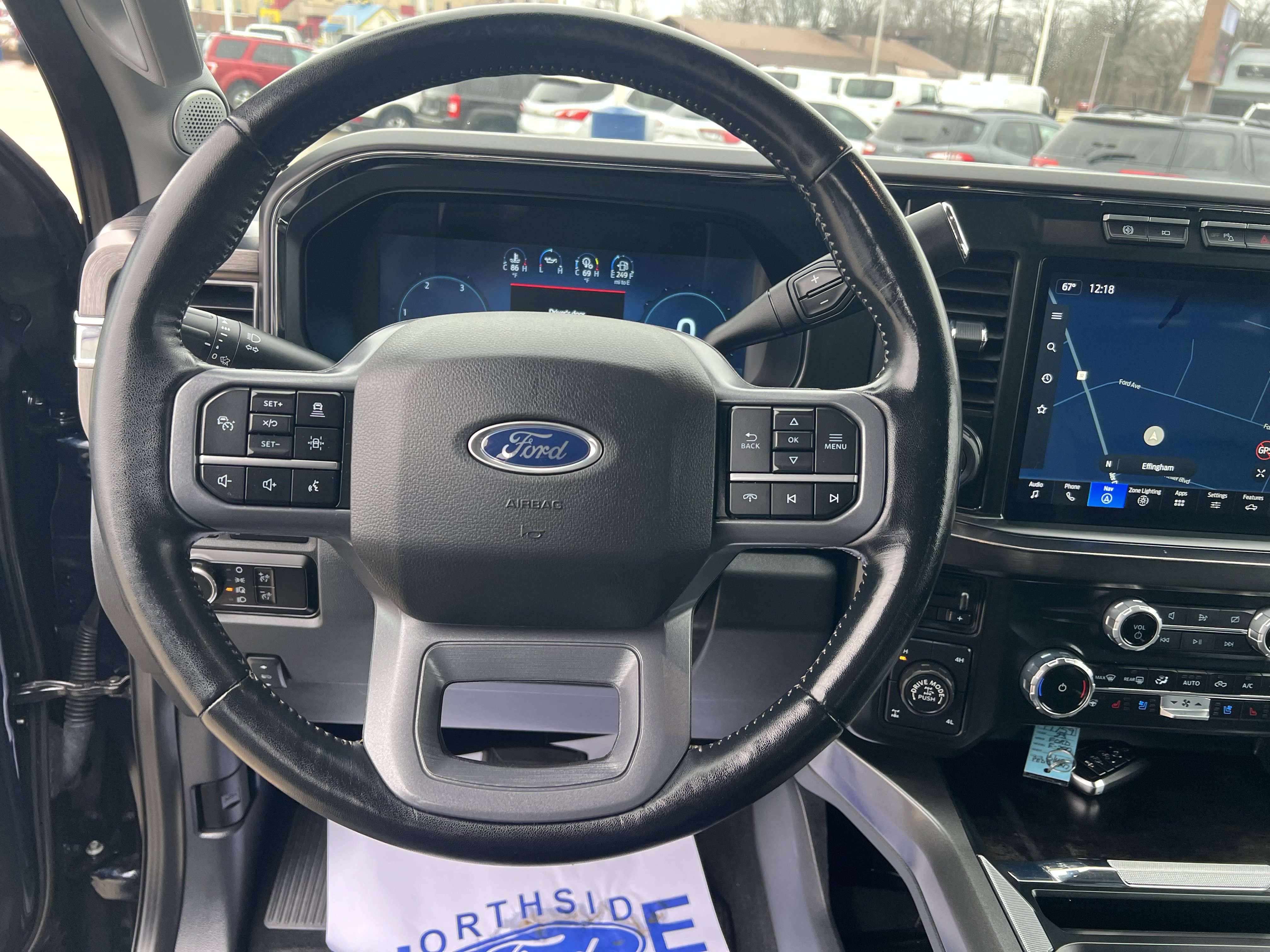Used 2023 Ford F250 Lariat w/ Lariat Ultimate Package AWD/4WD image 23