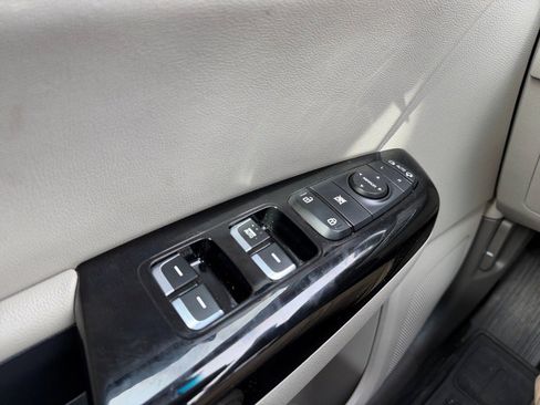 Used 2018 Kia Sportage EX w/ EX Sport Appearance Package image 18