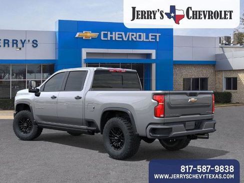 New 2026 Chevrolet Silverado 2500 ZR2 image 4