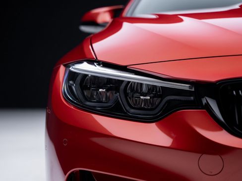 Used 2018 BMW M4 Coupe image 9