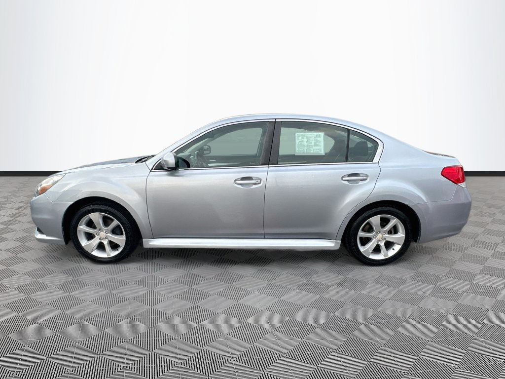 Used 2013 Subaru Legacy 2.5i Premium w/ All-Weather Pkg AWD/4WD image 32