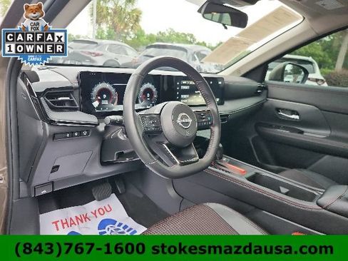 Used 2025 Nissan Kicks SR w/ SR Premium Package FWD image 17
