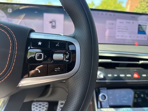 New 2026 Genesis GV70 2.5T Sport Prestige AWD/4WD image 16