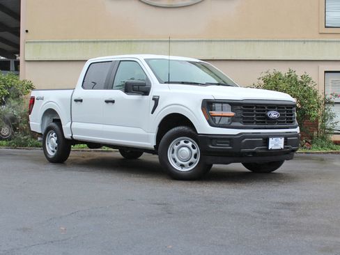 Used 2024 Ford F150 XL image 3