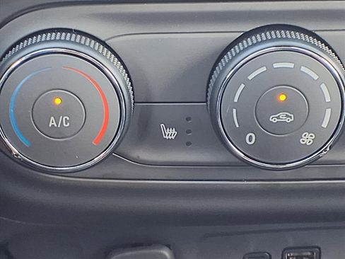 New 2026 Chevrolet Trax LS w/ LS Convenience Package image 14