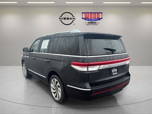 Used 2024 Lincoln Navigator Reserve image 5