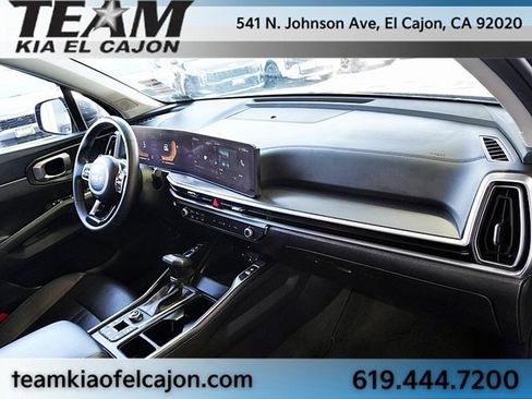 Certified 2024 Kia Sorento S image 10