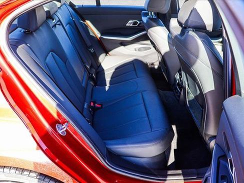 Used 2020 BMW 330i xDrive 330i xDrive w/ M Sport Package image 26