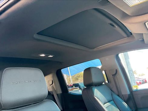 Used 2021 GMC Sierra 1500 Denali w/ Technology Package image 12
