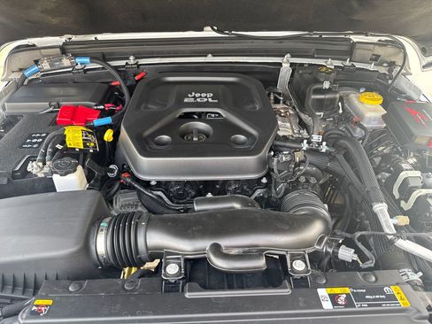 Used 2023 Jeep Wrangler Unlimited Rubicon image 33