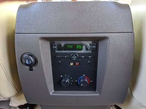 Used 2010 Ford Expedition Eddie Bauer AWD/4WD image 13