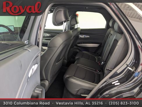 Used 2023 Genesis GV70 2.5T w/ Sport Prestige Package AWD/4WD image 15
