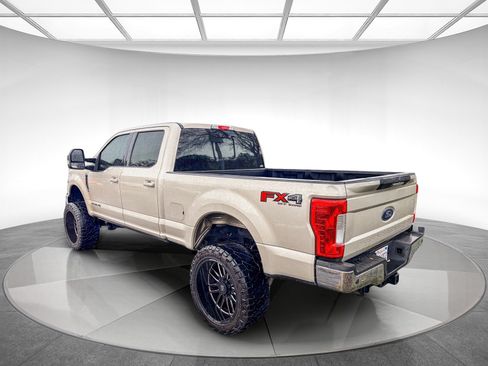 Used 2017 Ford F350 Lariat w/ Lariat Value Package image 2
