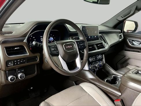Certified 2022 GMC Yukon SLT w/ SLT Premium Package RWD image 17