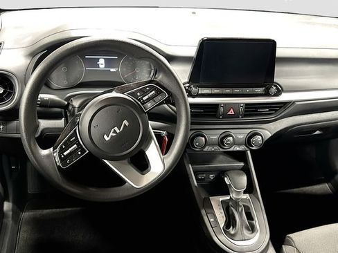 Used 2023 Kia Forte LXS image 19