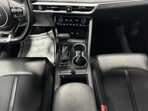 Used 2022 Kia K5 GT-Line FWD image 32