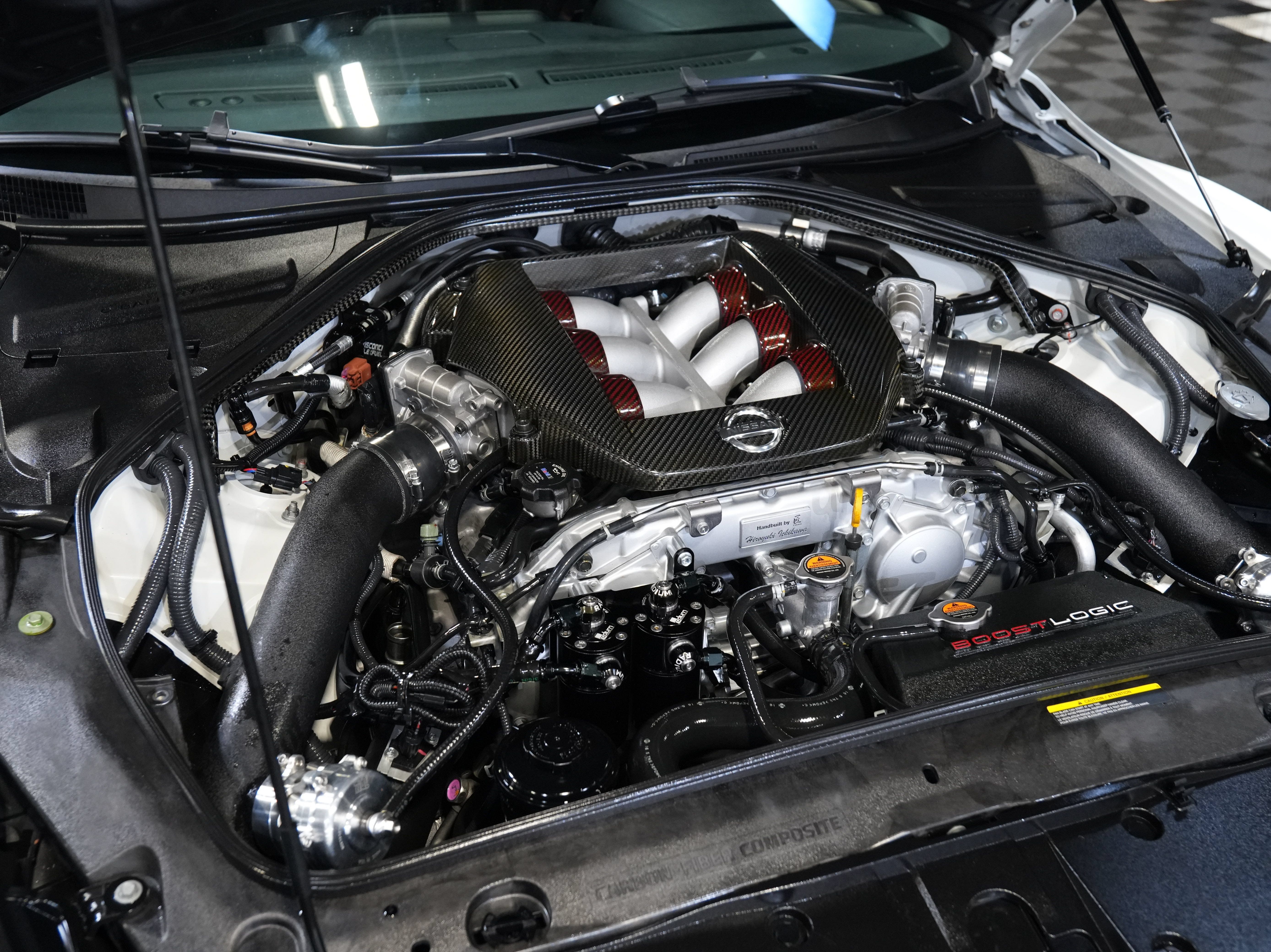 Used 2017 Nissan GT-R Premium AWD/4WD image 45