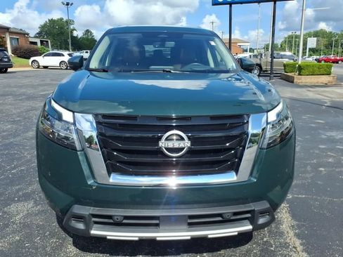Used 2024 Nissan Pathfinder Platinum w/ Cargo Package FWD image 21