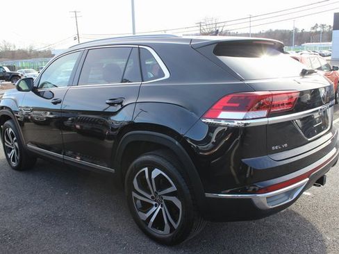 Used 2022 Volkswagen Atlas Cross Sport SEL image 27