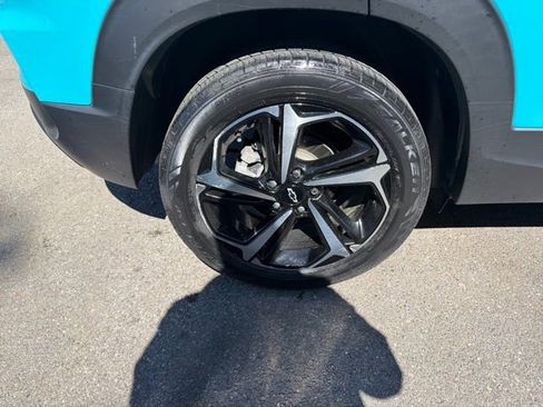 Used 2021 Chevrolet TrailBlazer RS w/ Technology Package image 38
