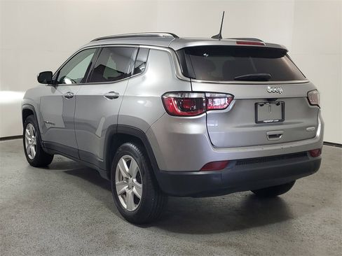 Used 2022 Jeep Compass Latitude w/ Sun and Sound Group image 5