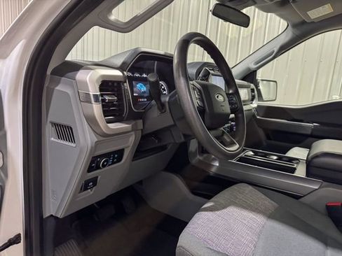 Used 2023 Ford F150 XLT image 12