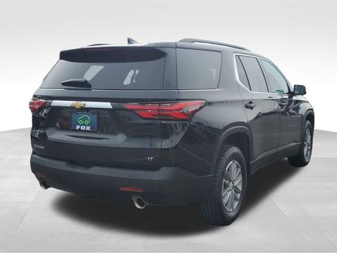 Used 2023 Chevrolet Traverse LT image 5